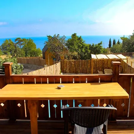 Lodge Likya Garden Life